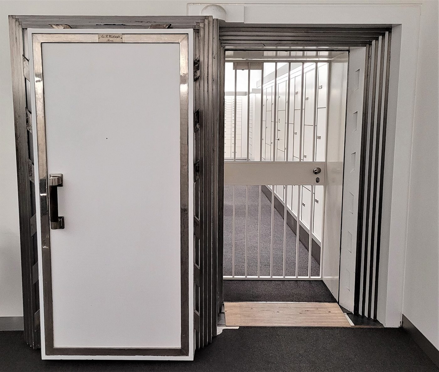 Porte blindée ouverte